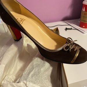 Christian Louboutin pumps 38